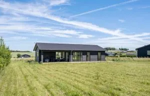 3 Bedroom Cozy Home In Slagelse - Venemose