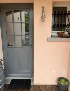 Chambre avec vue sur le marais et la piscine