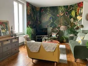 Center house with swimming pool - Noailles