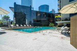 Perfect Location and Great Amenities