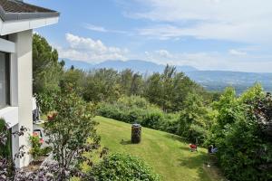 Villas Superbe villa avec piscine interieure, sauna, jacuzzi et salle de sport : photos des chambres