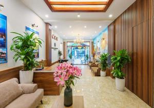 Hanoi Old Quarter Hotel & Travel