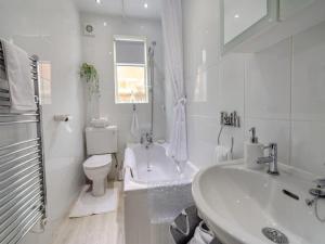 Bungalow In Hornsea Near Sea With Garden