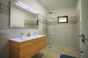 Maisons de vacances Superbe mas provencal renove-Ideal famille : photos des chambres