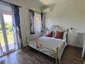 Roberts Sweet Station House A