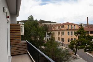 Brand New Three-Bedroom Apartment in Kolonaki, Peridot - Homes