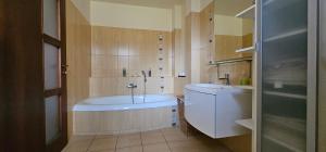 Pokoj se zimní zahradou - Relax v Chřibech - Kroměříž - Kostelany