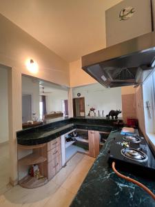 Camilla Living- A Luxury Escape by the Riverside!