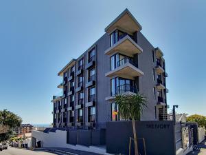Botique Home in Vibrant Sea Point
