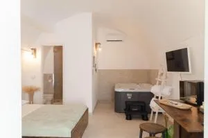 ACA Suite Luxury with Jacuzzi - 卡萨马西马