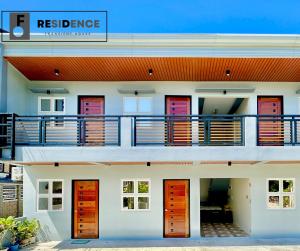 F Residence Transient House - Ubytování bez kategorie ve městě Cabanatuan