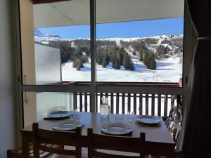 Appartements Studio 4 personnes Sud renove - pied des pistes : photos des chambres