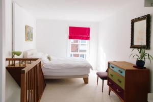 Cute 1 bed Townhouse in Jericho