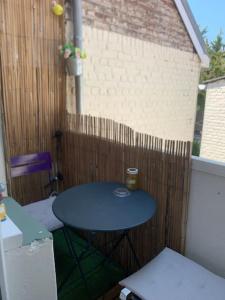 Appartements Charmant appartement proche de la rue Saint Jean : photos des chambres