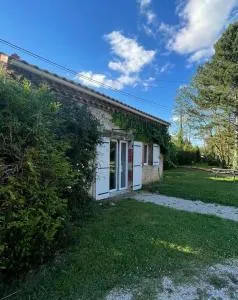 Castres maisonnette proche du centre ville, parking et jardin - Peyregoux