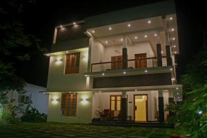 Lamino Home