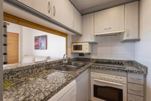 FABULOSO APARTAMENTO CON VISTAS AL MAR