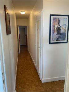 Appartements Apt 2 pieces, vue admirable, localisation exceptionnelle a 20 mn de Paris : photos des chambres