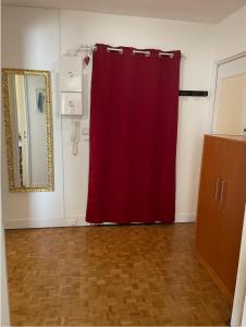 Appartements Apt 2 pieces, vue admirable, localisation exceptionnelle a 20 mn de Paris : photos des chambres