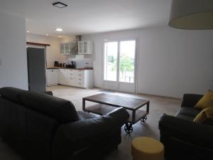 Maisons de vacances Maison face au Luberon avec piscine - 5 Chambres : photos des chambres