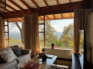 Luxury Boutique Nature Stay! Northcliff - Sunset Views, Solar, Work, Pool