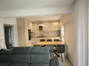 Luxury Apartments Marina View