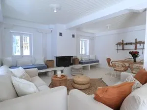 Boutique Town Villa "Lefkati" - Ayía Varvára