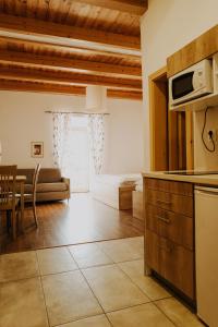 Triple Room with Terrace room in Penzion Fořtovna