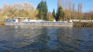 Péniche sur la Seine - 埃尔布莱