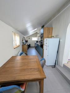 Maisons de vacances Maison cozy proche des plages - Animaux acceptes ! : photos des chambres