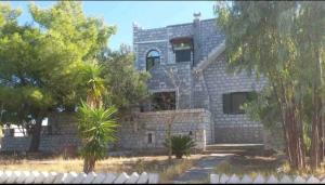 Terra Mani stone rental apartments