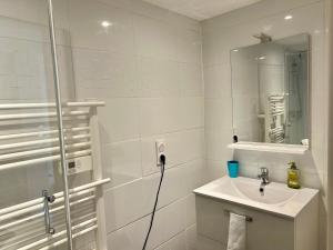 Kery House Calme et proche du Centre