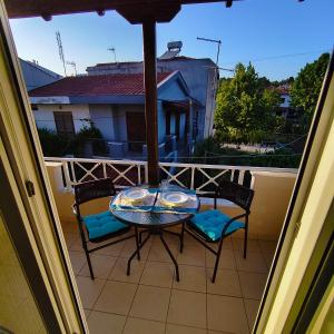 Estella Siviri Apartment