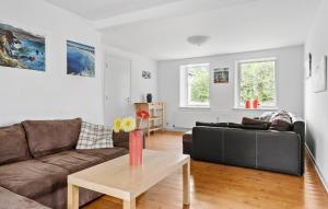 Three-Bedroom Apartment In Broager