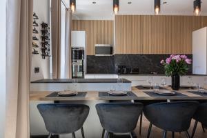 LOranger T4 Elegant and bright Prime Location