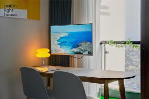 Moonlight Sokcho - High-rise, Ocean and City View