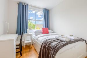 Amazing 3BR Apartment near Wimbledon Park & Tube