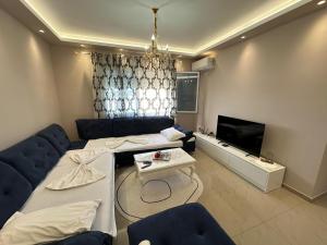 Cekodhima jack apartment lungomare