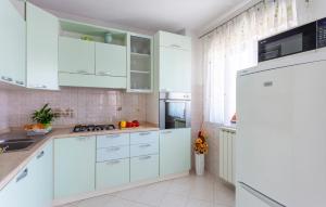 Stunning Home In Nedescina