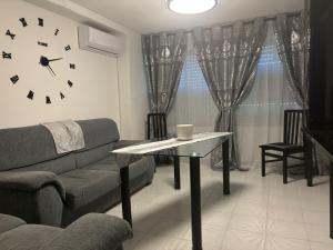 SWEET HOME ALEGRIA-MASCOTAs