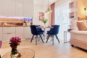 Golden Hour Apartments- Plac Słowiański 25