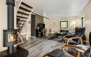 Beautiful Home In Give With Kitchen - Thyregod