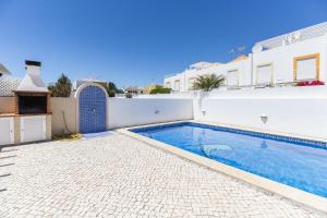 20V3 by AlgarveManta