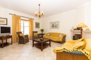 20V3 by AlgarveManta