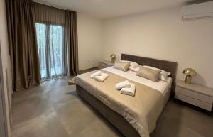 Golden Dream Apartment