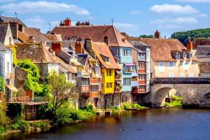 Maisons de vacances Maison en bord de Creuse - 2min d-Argenton : Maison de Vacances