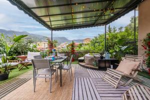 TERRAZZA PORTOFINO Splendido appartamento con piscina idromassaggio - PARCHEGGIO GRATIS