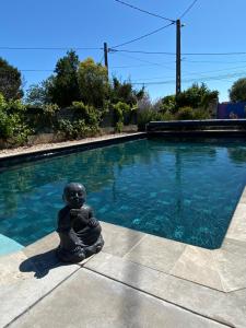 Studio les Iris climatisé, entre mer et collines, classé meublé de tourisme 2 étoiles