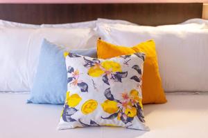 PotamSea Bliss 7 - Beach Front, Sun Beds & Parking