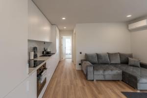 KURŠIŲ VĖJAS apartamentai Svencelėje pirmame aukšte su terasa